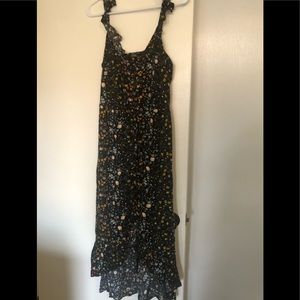 Hi-Lo ruffle hem dress